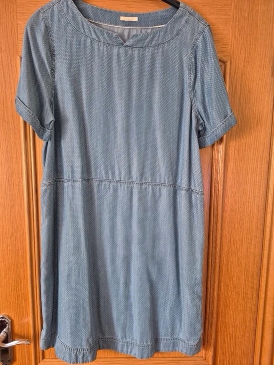 None Dresses & Skirts - Casual Light Blue Midi Dress with Short Sleeves